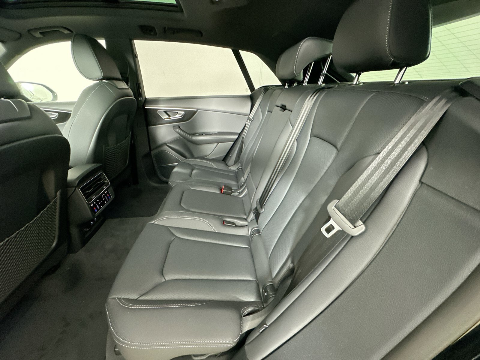 New 2027 Audi Q8 Premium Plus AWD/4WD image 38