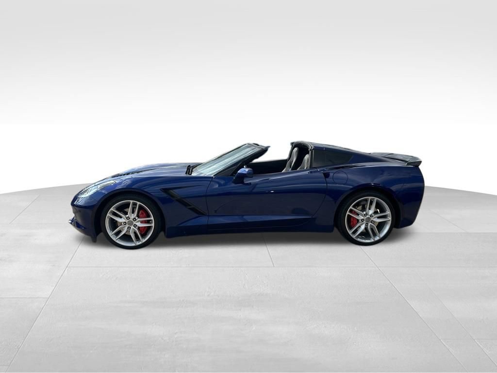 Used 2018 Chevrolet Corvette Stingray Coupe w/ 1LT image 2