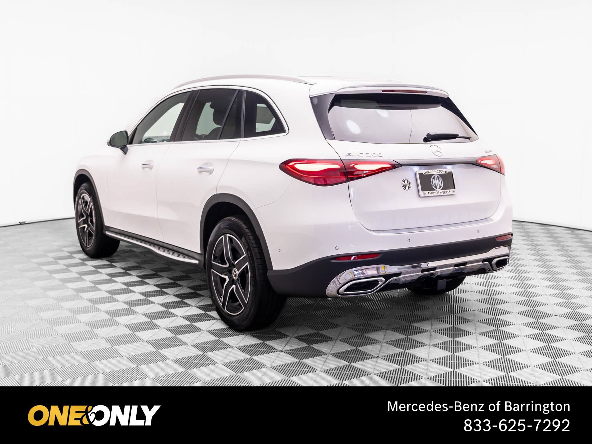 New 2027 Mercedes-Benz GLC 300 4MATIC image 3