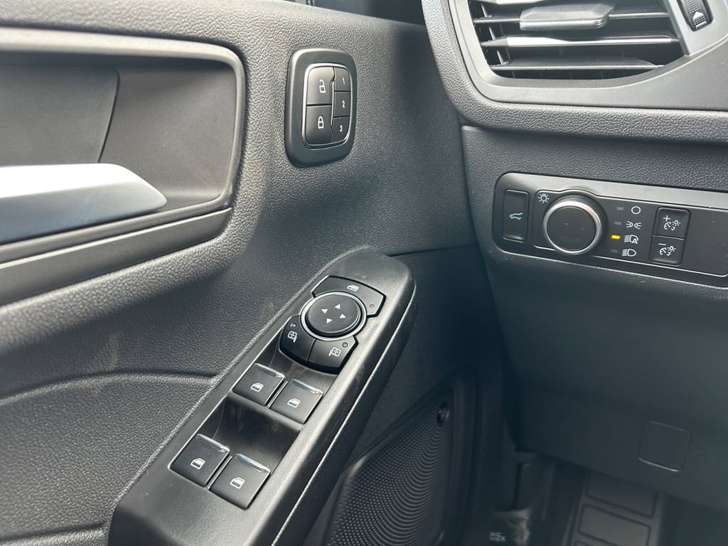 New 2026 Ford Escape Active w/ Active Premium Tech Pack AWD/4WD image 17