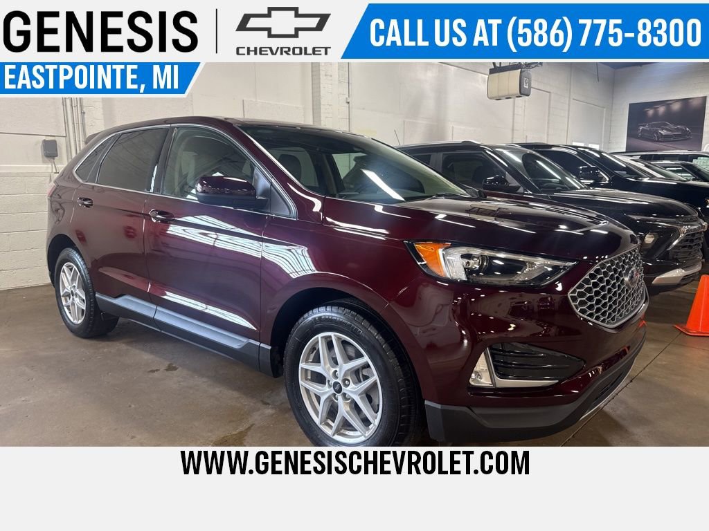 Used 2024 Ford Edge SEL w/ Convenience Package image 4