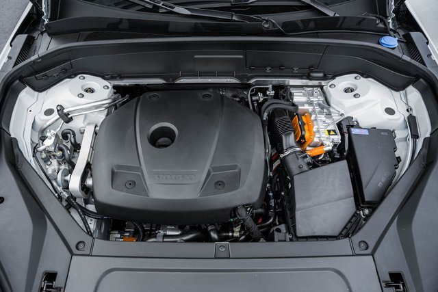 New 2025 Volvo XC90 T8 Ultra w/ Protection Package Premier image 17