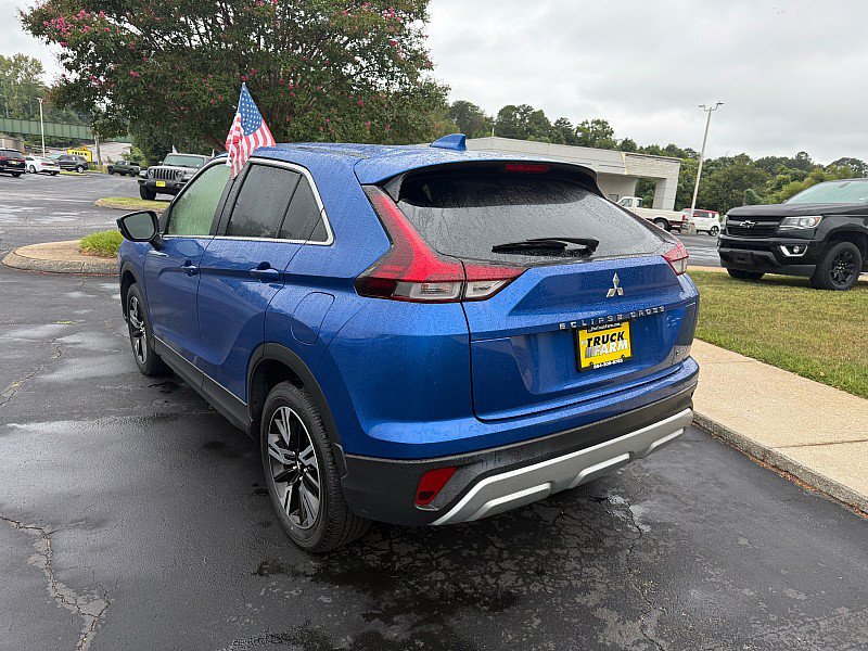 Used 2025 Mitsubishi Eclipse Cross SE AWD/4WD image 2
