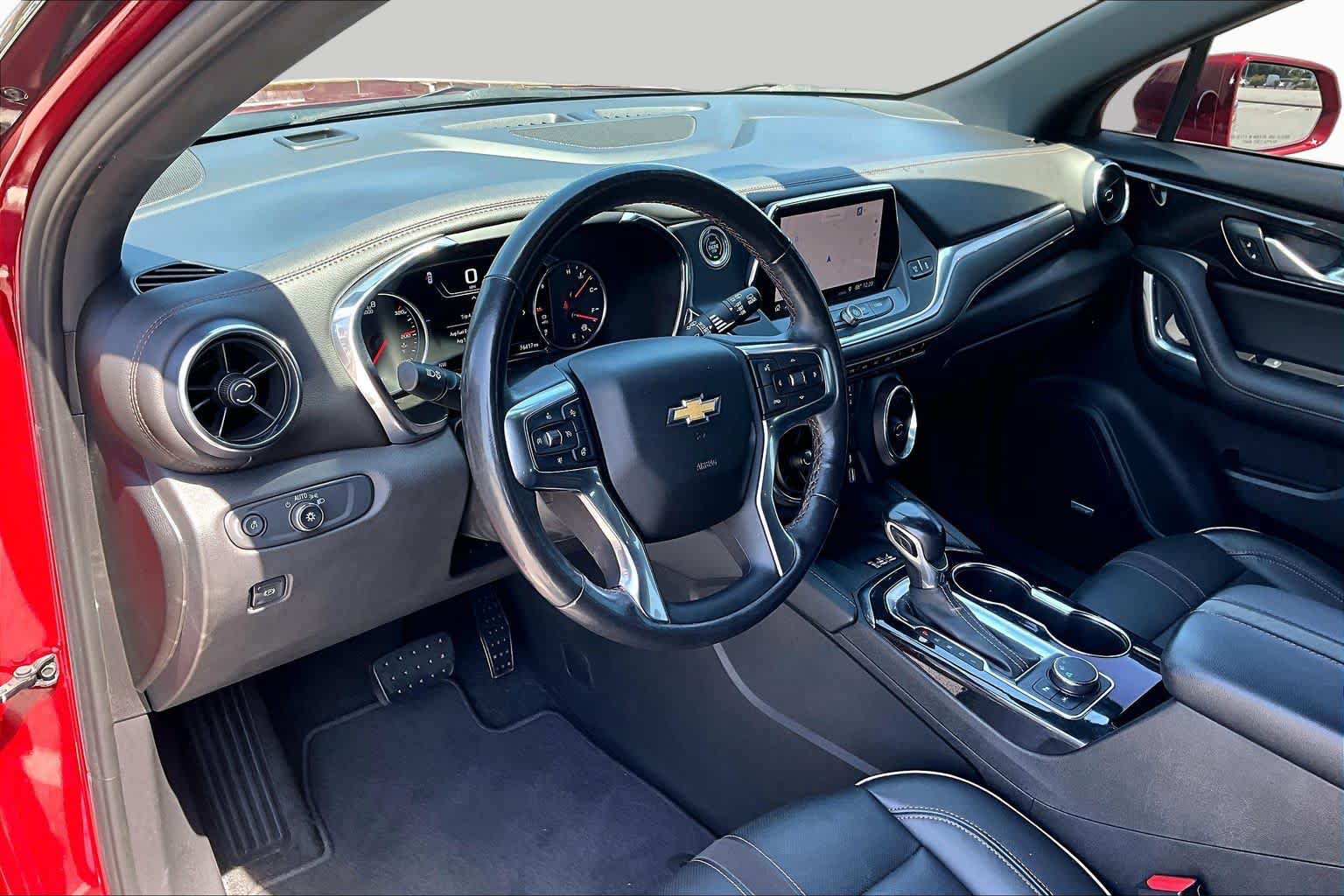 Used 2019 Chevrolet Blazer Premier w/ Sun and Wheels Package FWD image 18