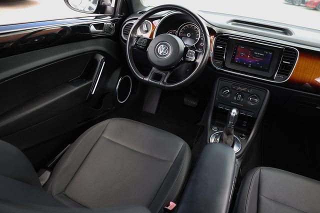 Used 2013 Volkswagen Beetle 2.5 Fender FWD image 25