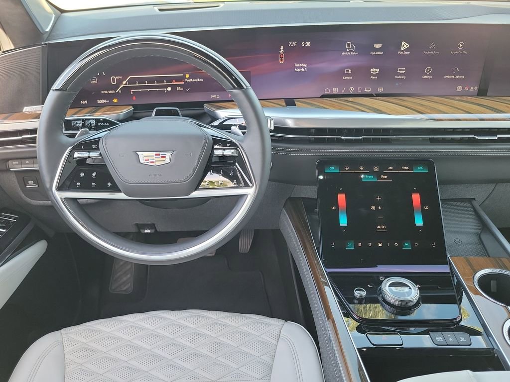 Certified 2025 Cadillac Escalade Premium Luxury Platinum image 11