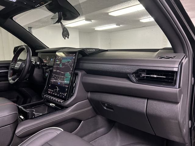 Certified 2025 GMC Yukon AT4 Ultimate w/ LPO, Floor Liner Package AWD/4WD image 30