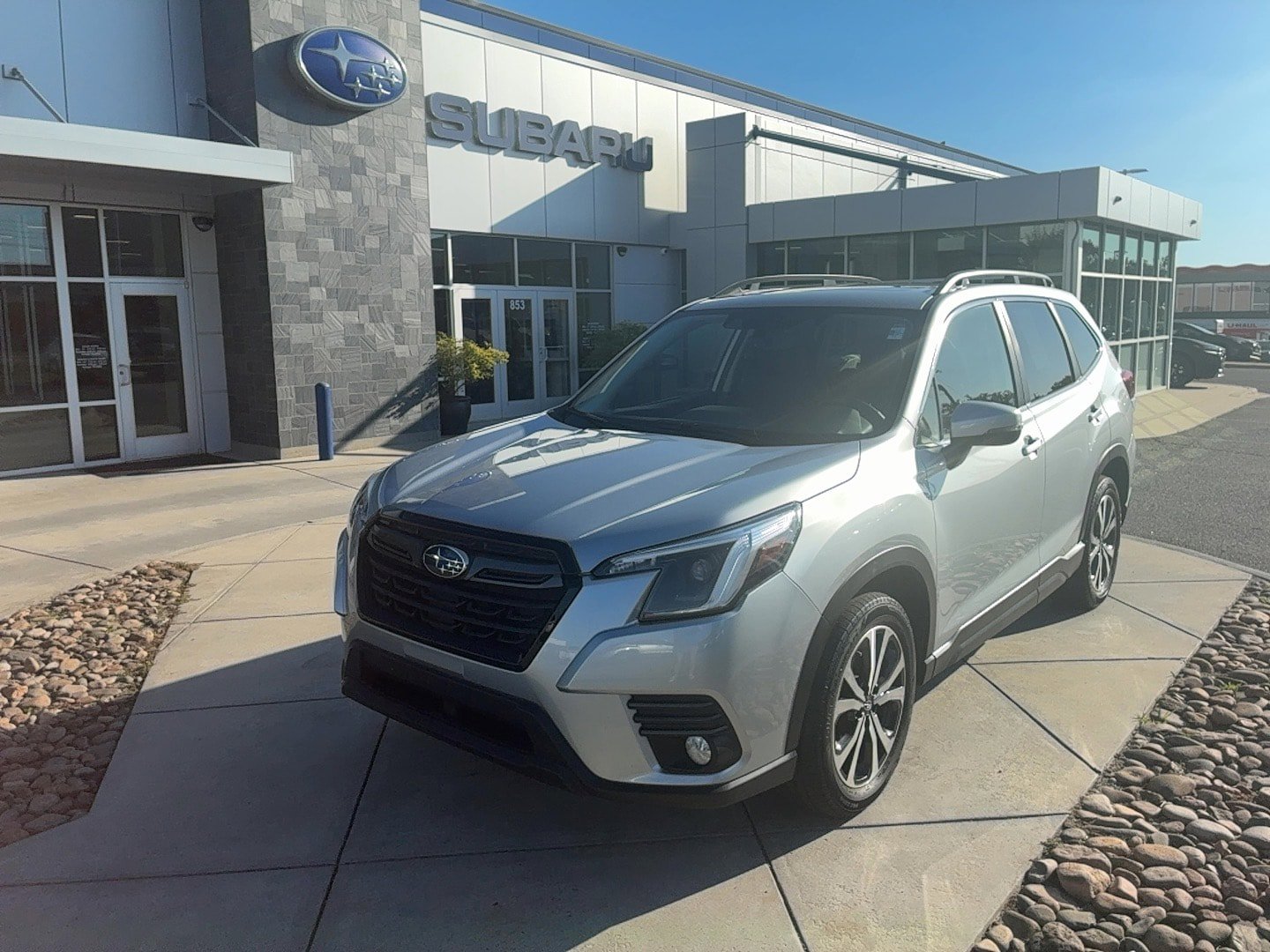 Used 2022 Subaru Forester Limited w/ Popular Package #2 AWD/4WD image 2