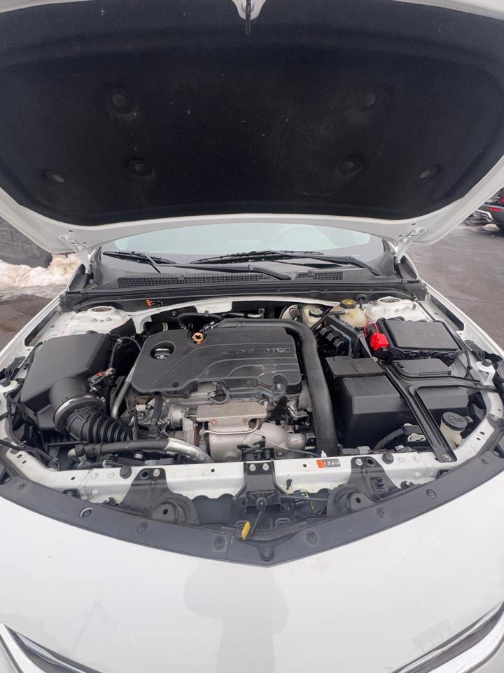 Used 2016 Chevrolet Malibu LT image 24