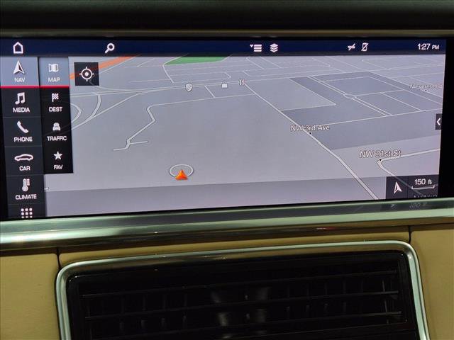 Used 2020 Porsche Panamera RWD image 13