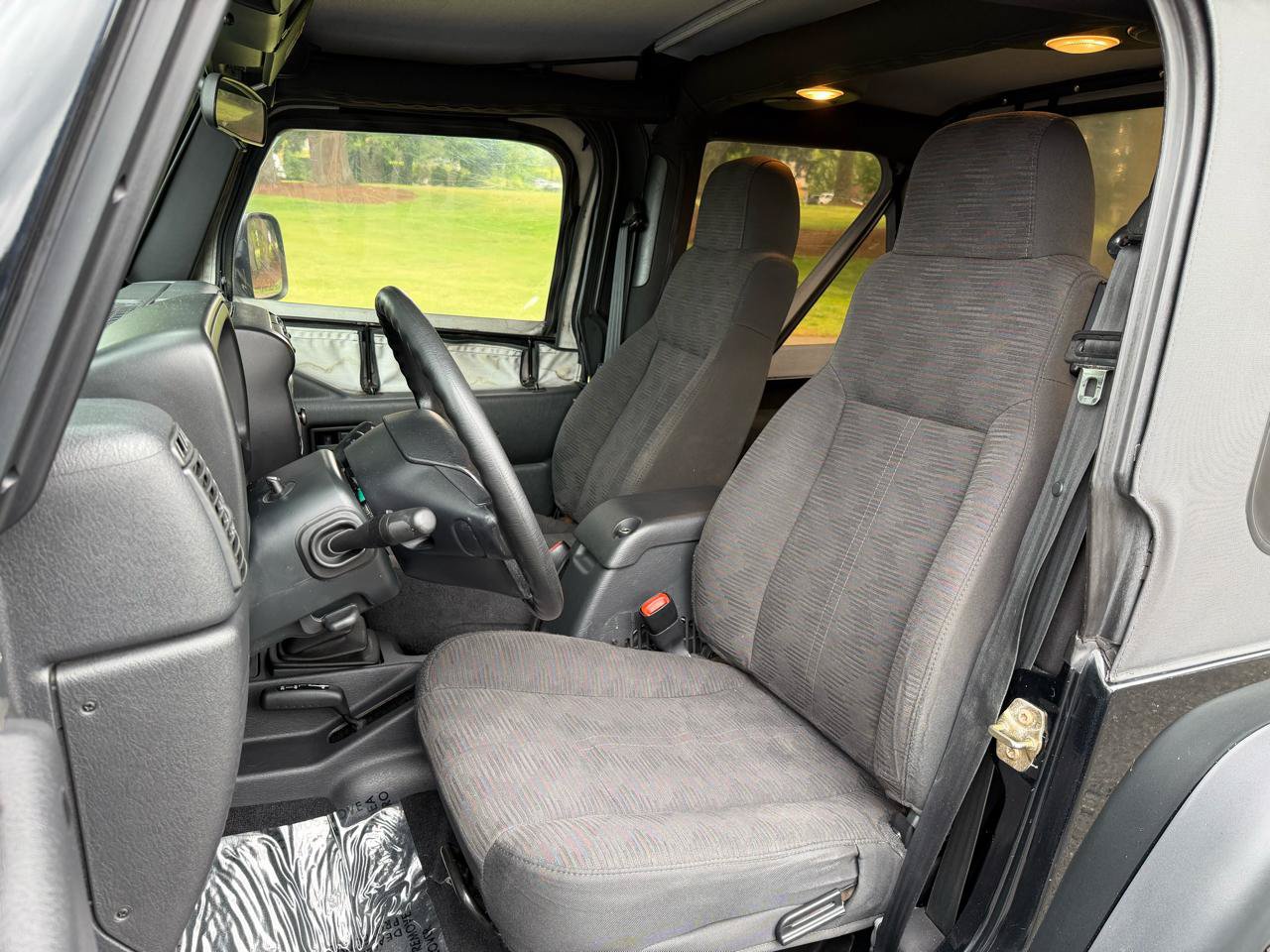 Used 2004 Jeep Wrangler X w/ Wheel Plus Group AWD/4WD image 12
