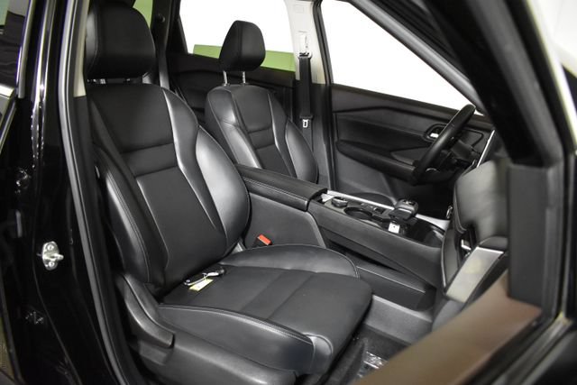 Certified 2023 Nissan Rogue SV w/ SV Premium B Package AWD/4WD image 32