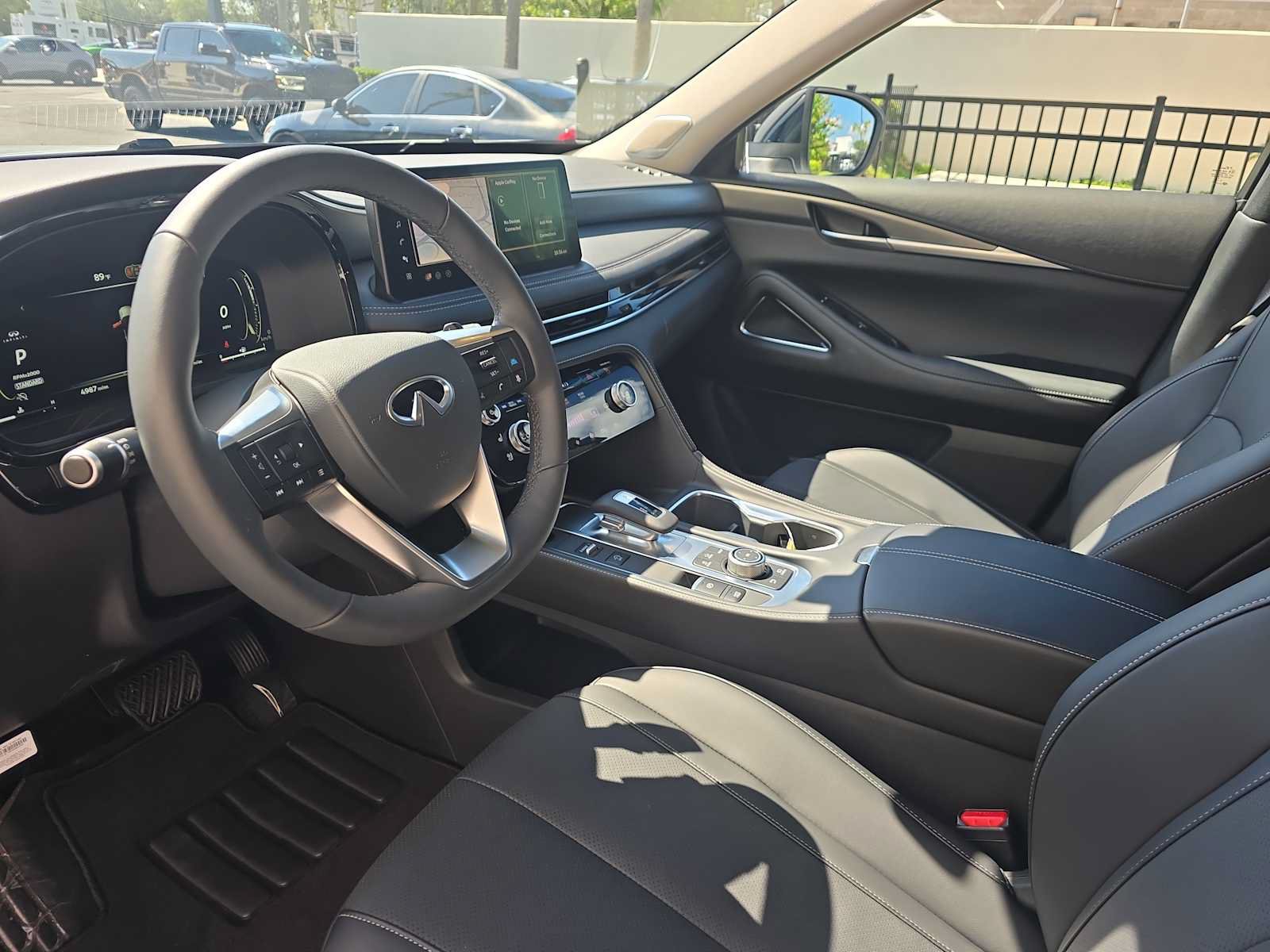 Certified 2026 INFINITI QX60 Luxe w/ Cargo Package FWD image 16