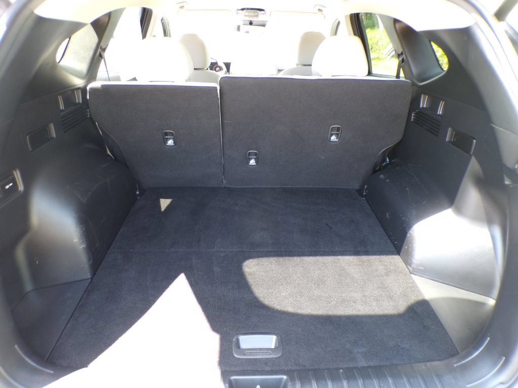 Certified 2025 Hyundai Tucson SEL AWD/4WD image 19