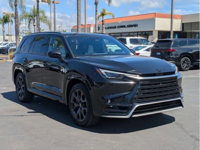 New 2026 Lexus TX 500h AWD image 3