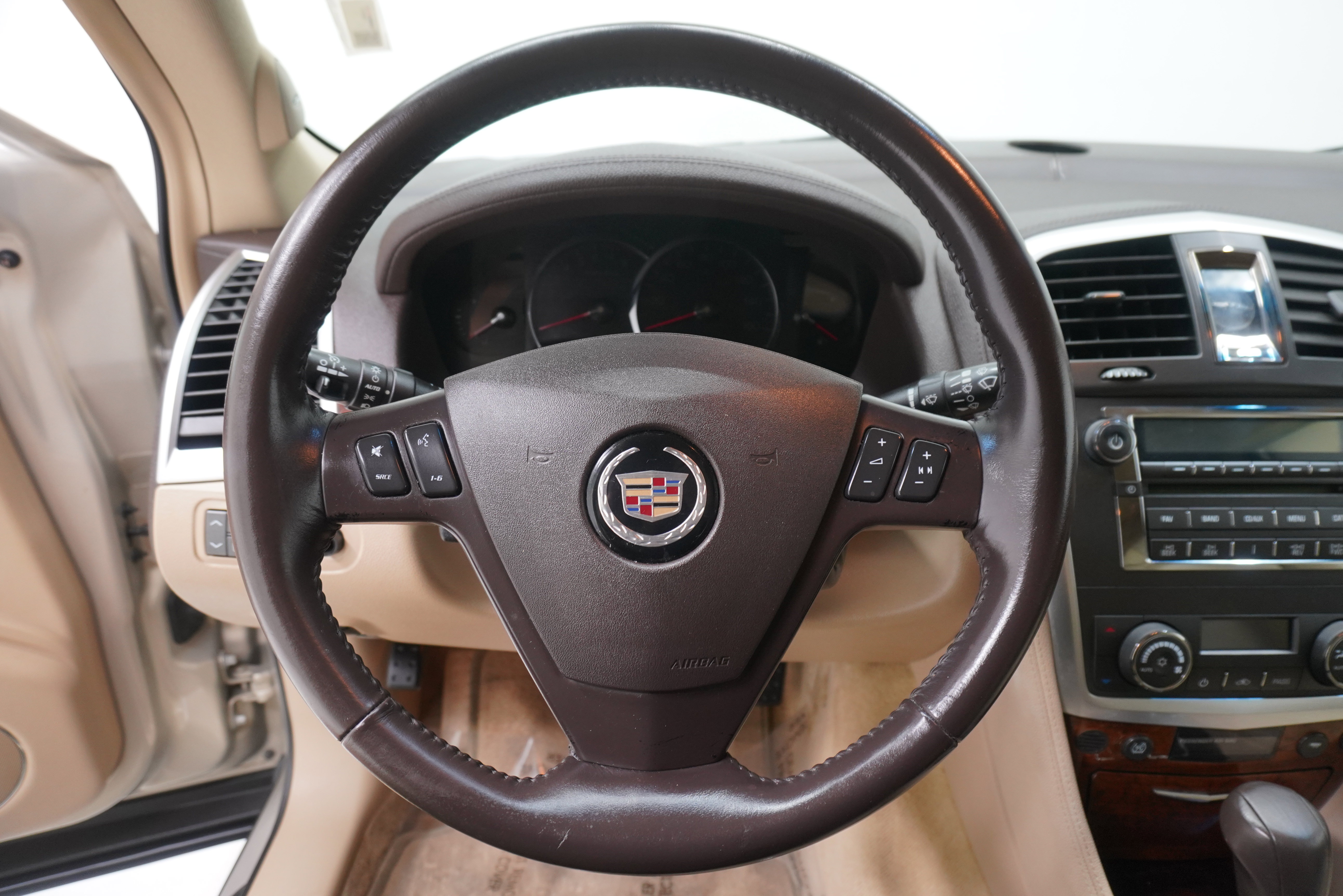 Used 2007 Cadillac SRX image 16