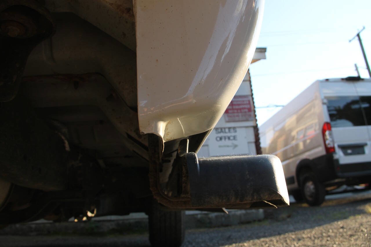 Used 2016 Ford F250 XL image 29