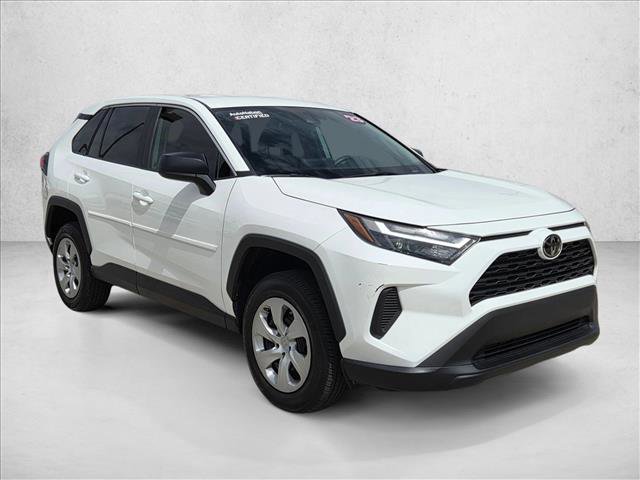 Certified 2023 Toyota RAV4 LE AWD/4WD image 3