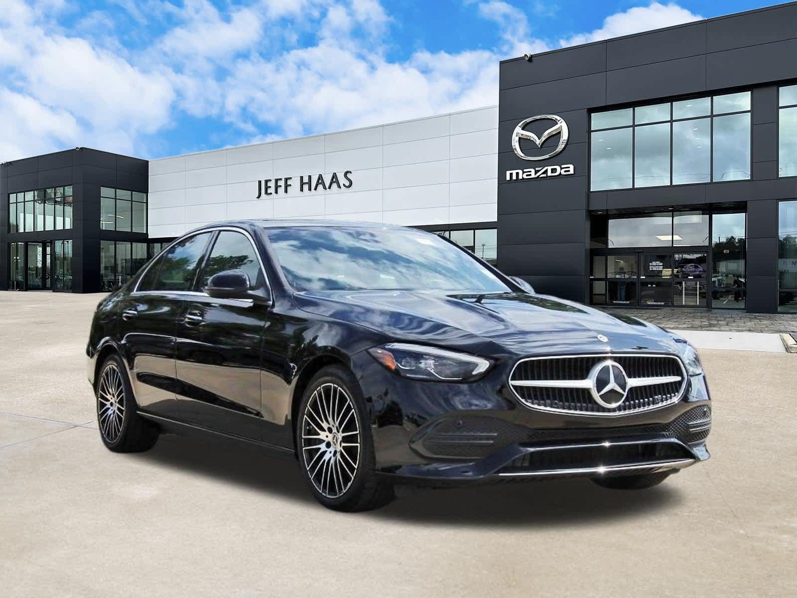 Used 2024 Mercedes-Benz C 300 Sedan image 4