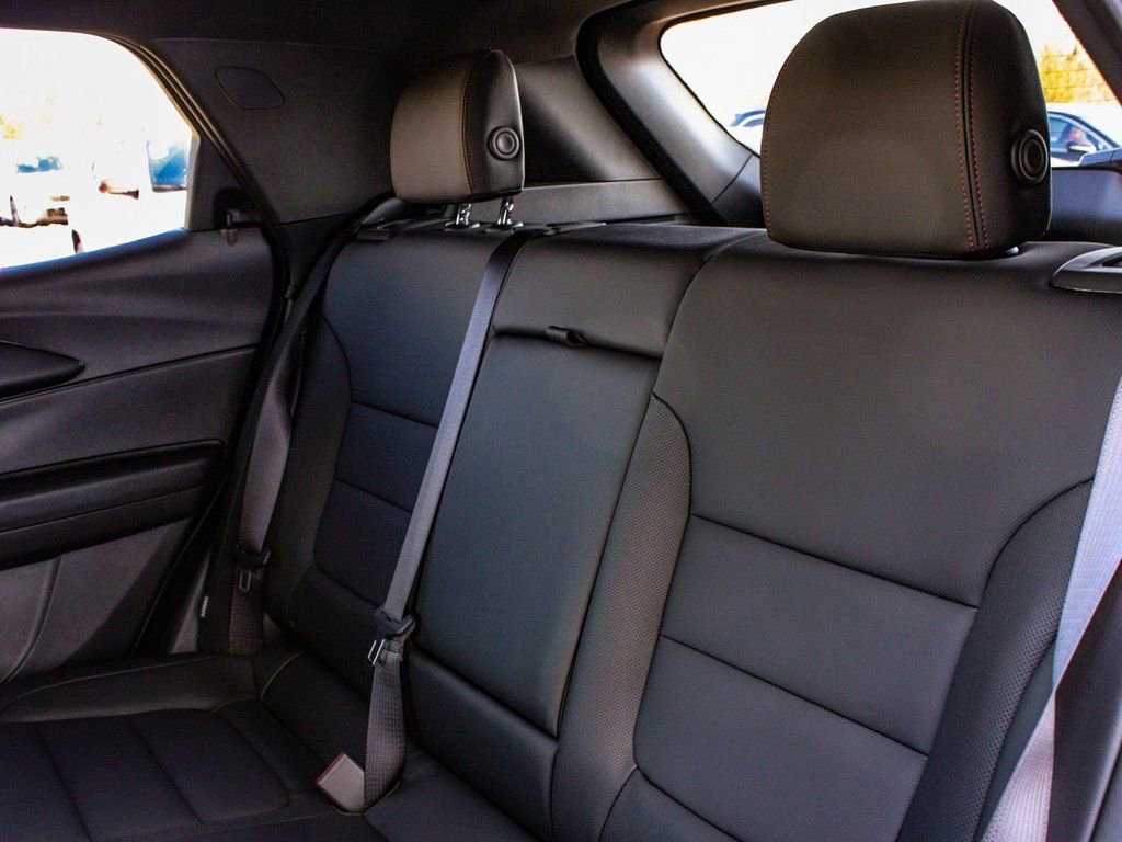 Used 2025 Chevrolet TrailBlazer RS w/ Convenience Package image 33