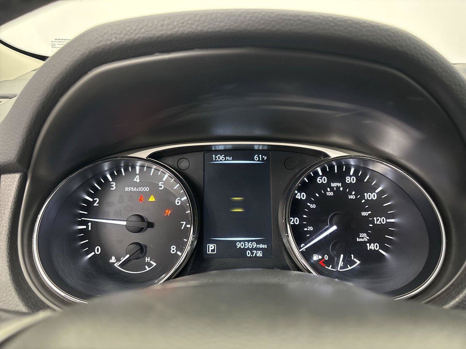 Used 2016 Nissan Rogue SL w/ SL Premium Package FWD image 28