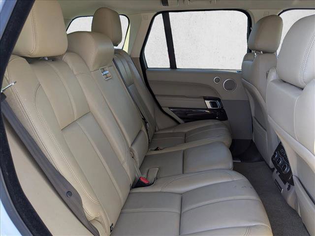 Used 2016 Land Rover Range Rover image 21