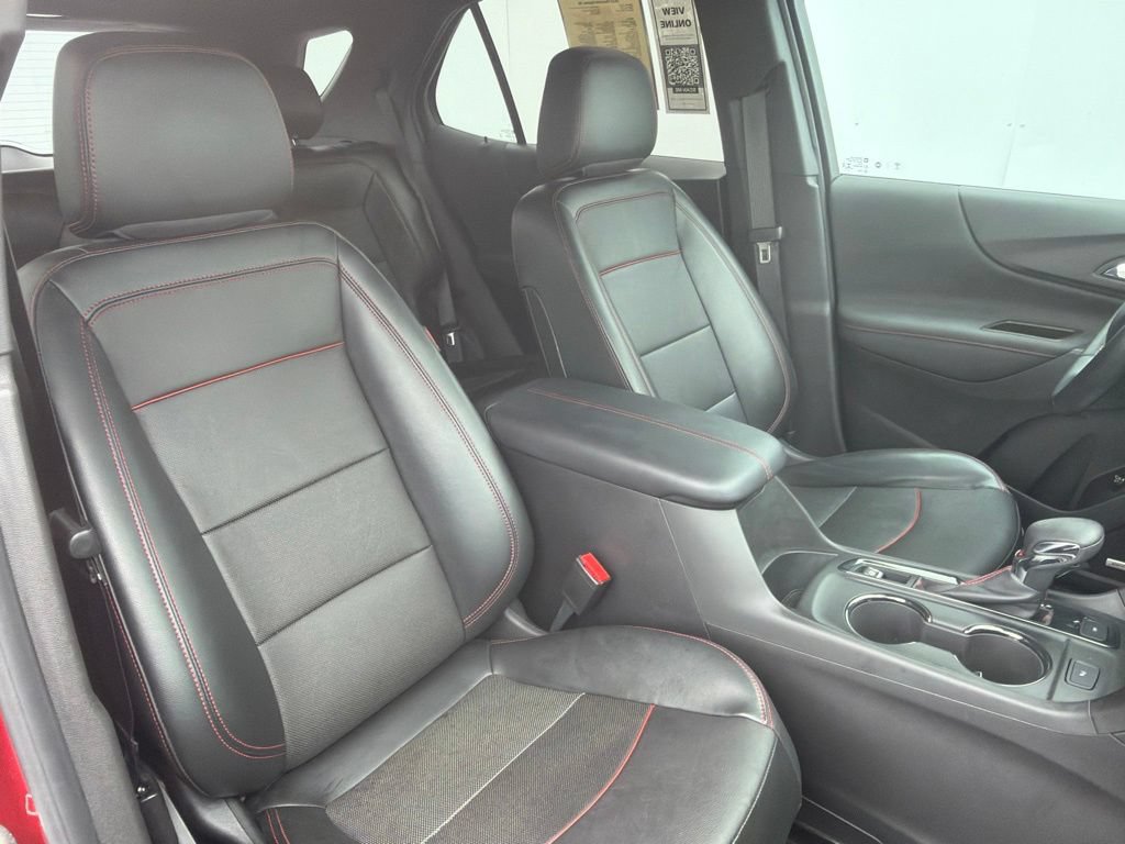 Used 2023 Chevrolet Equinox RS w/ RS Leather Package AWD/4WD image 7
