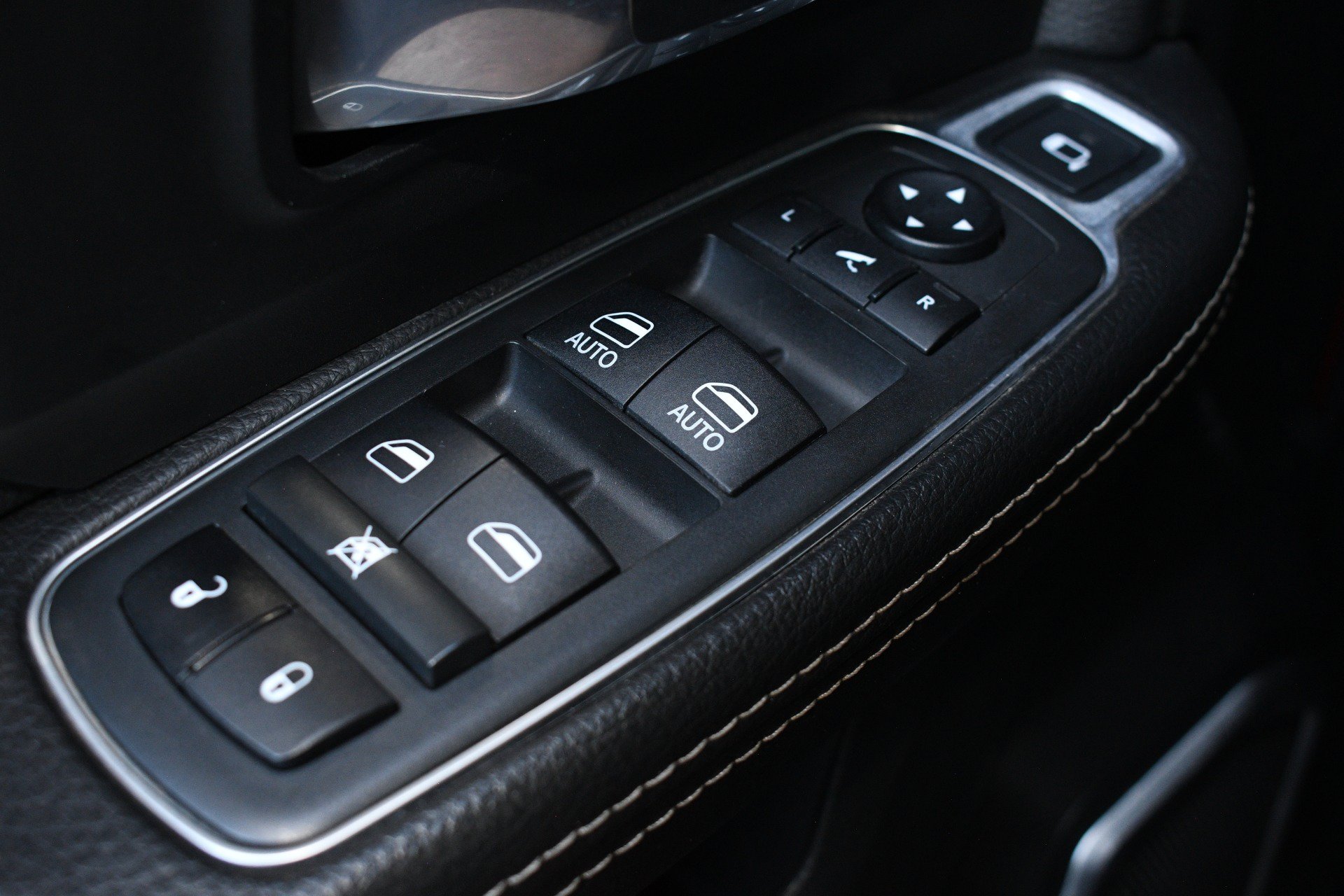 Used 2020 RAM 2500 Laramie w/ Night Edition AWD/4WD image 42