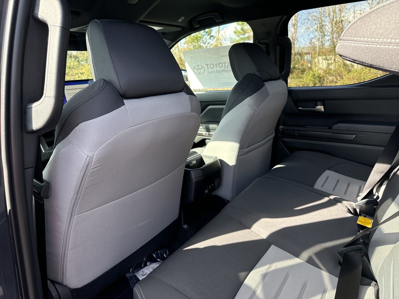 New 2024 Toyota Tacoma TRD Off-Road AWD/4WD image 25