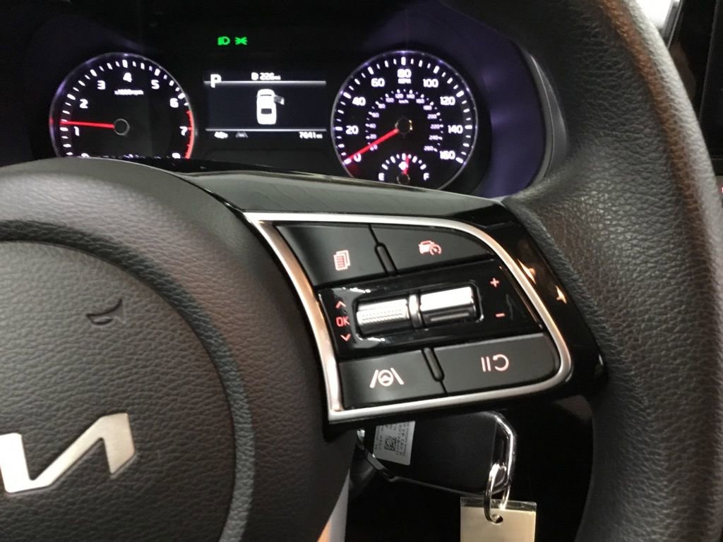 Used 2024 Kia Forte LXS image 30