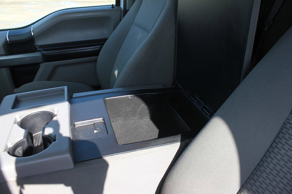 Used 2017 Ford F150 XLT w/ Trailer Tow Package image 24