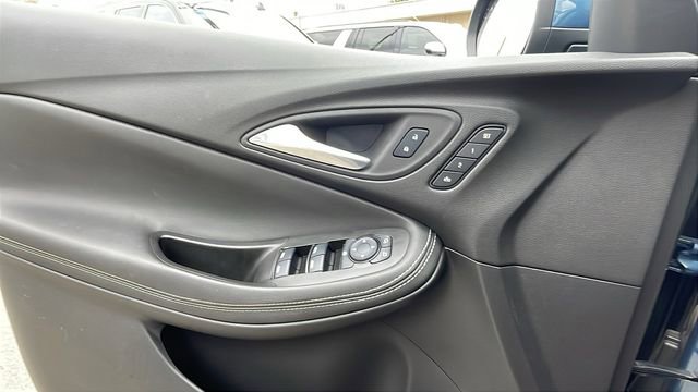 Used 2024 Buick Encore GX Avenir w/ Avenir Technology Package AWD/4WD image 29