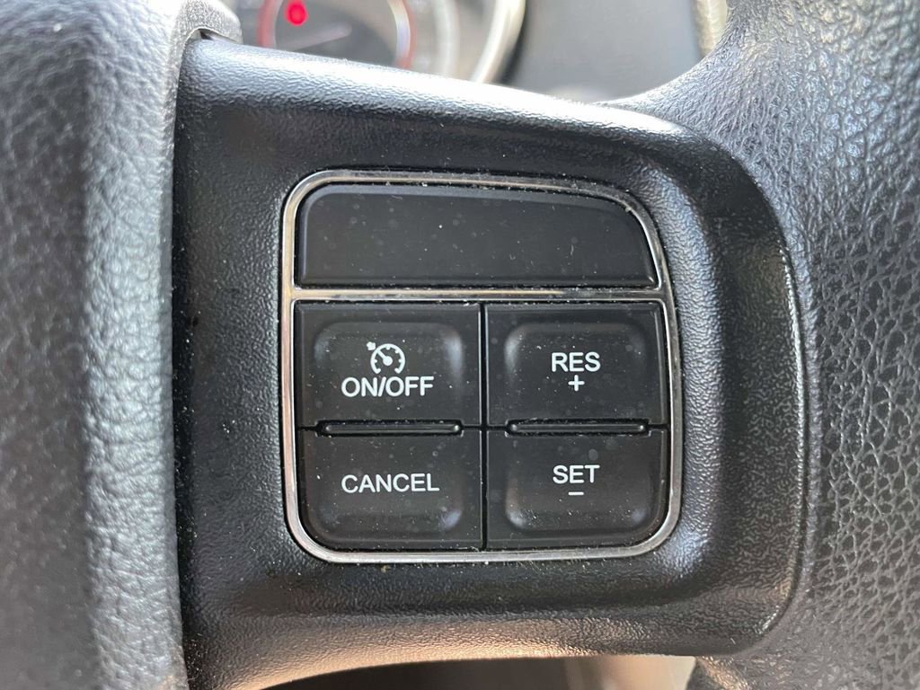 Used 2017 Dodge Journey SXT AWD/4WD image 23