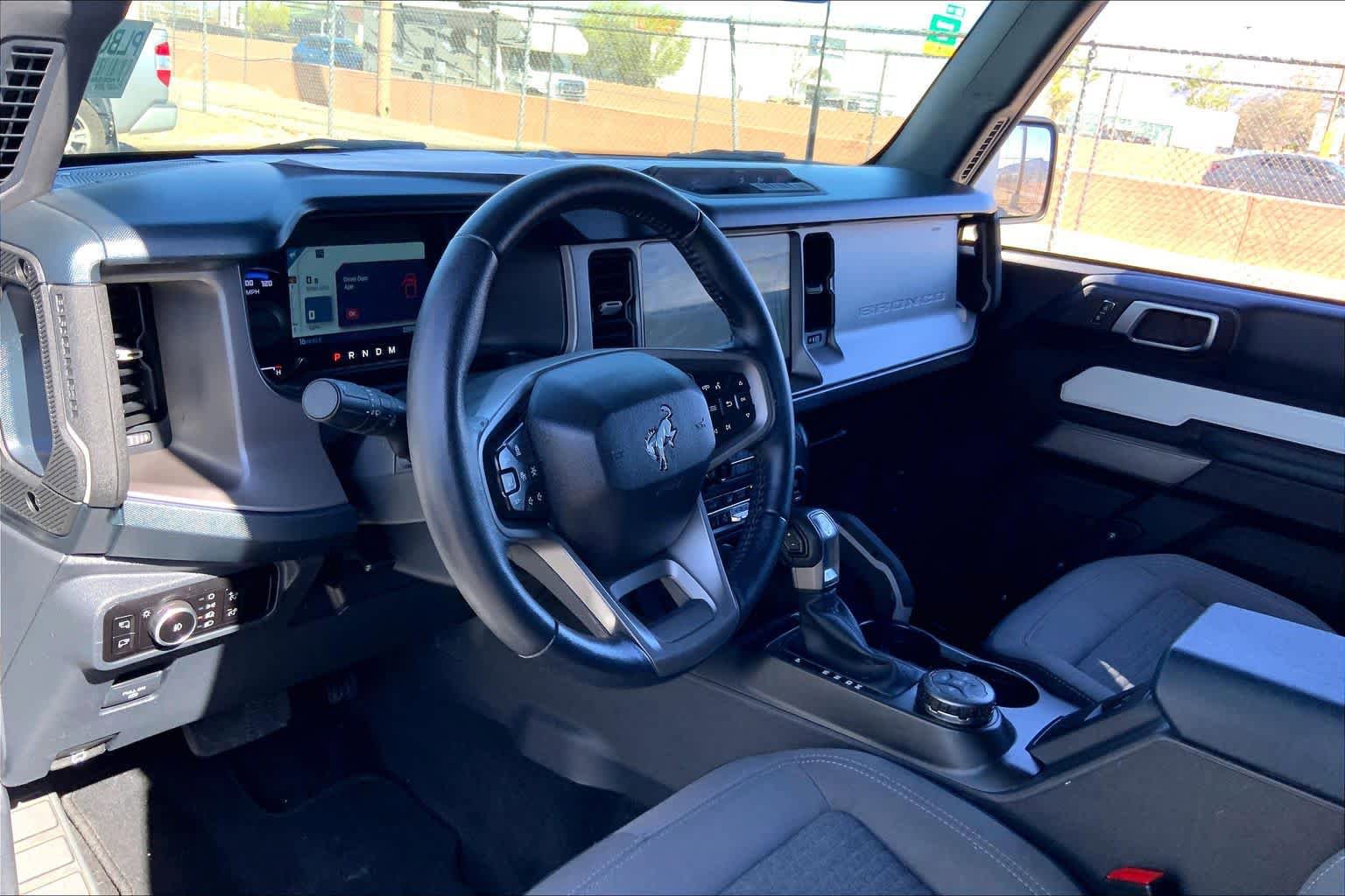 Used 2023 Ford Bronco Outer Banks image 15