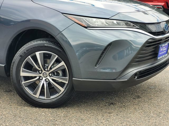 Used 2022 Toyota Venza LE AWD/4WD image 6