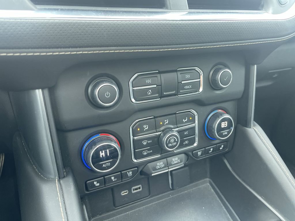 Used 2023 Chevrolet Tahoe Premier w/ Premium Package image 25