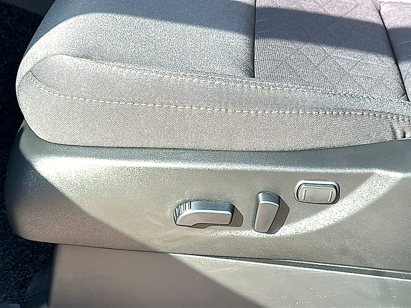 New 2026 Nissan Frontier SV w/ SV Convenience Package image 12