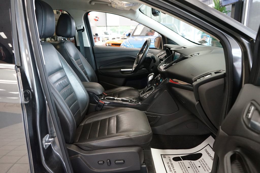 Used 2016 Ford Escape Titanium AWD/4WD image 40