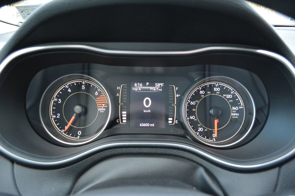 Used 2020 Jeep Cherokee Latitude Plus w/ Cold Weather Group image 16