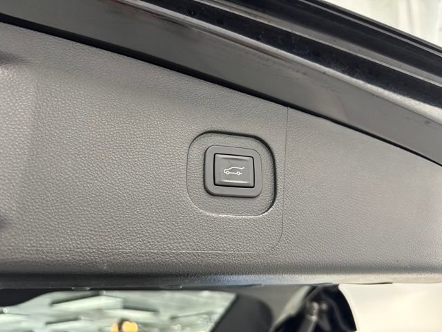 Used 2017 GMC Terrain Denali AWD/4WD image 15