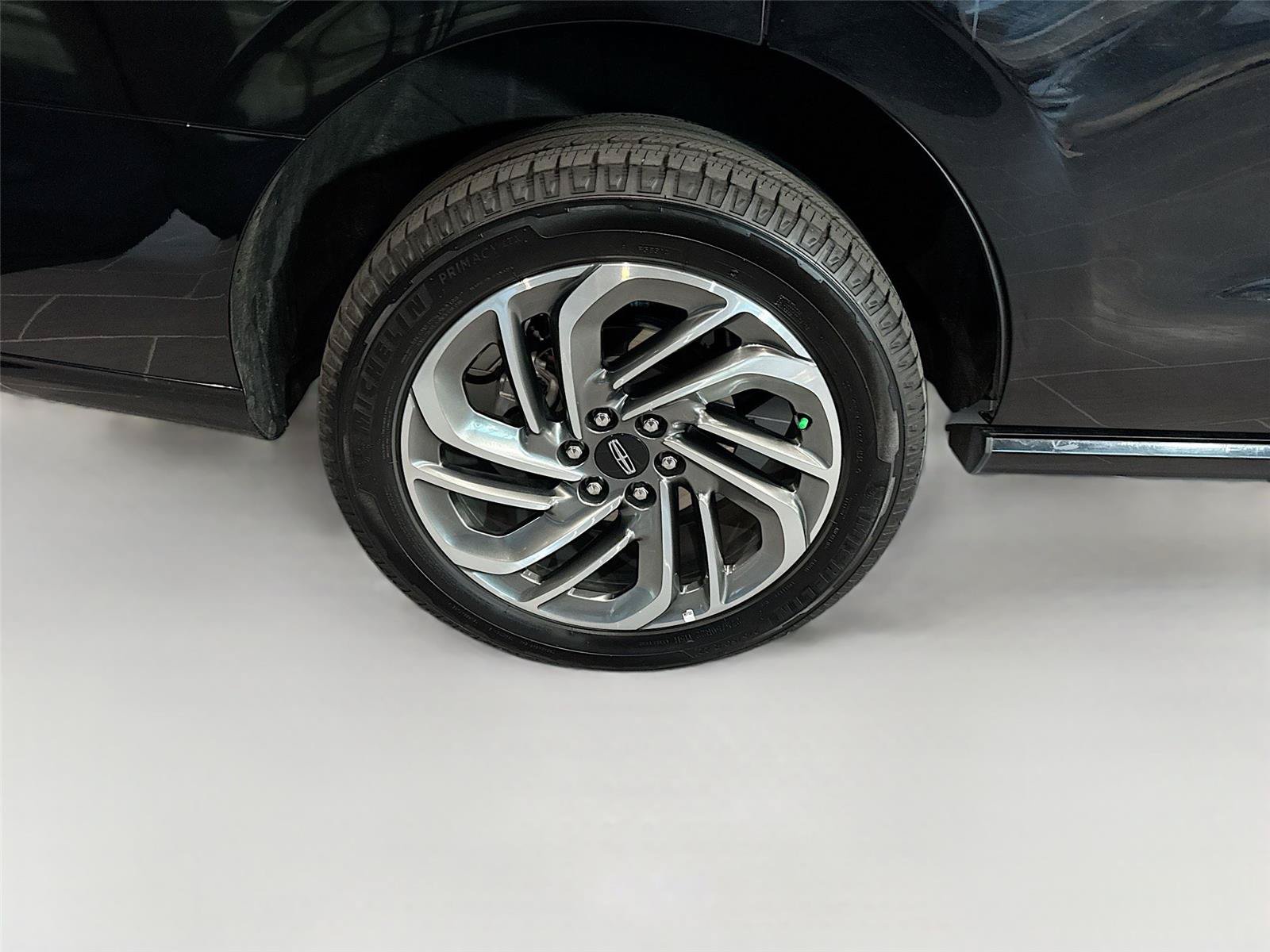 Used 2025 Lincoln Navigator Reserve AWD/4WD image 42