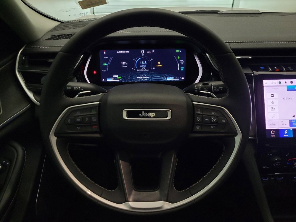 Used 2022 Jeep Grand Cherokee Limited 4xe image 22