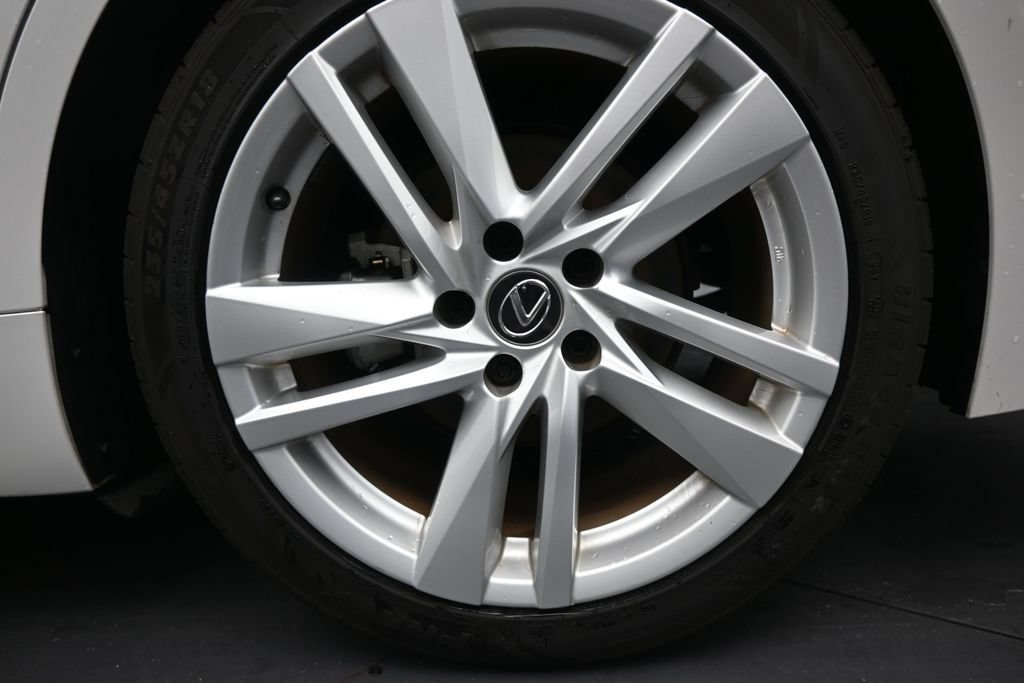 Used 2023 Lexus IS 300 w/ Comfort Package RWD image 10