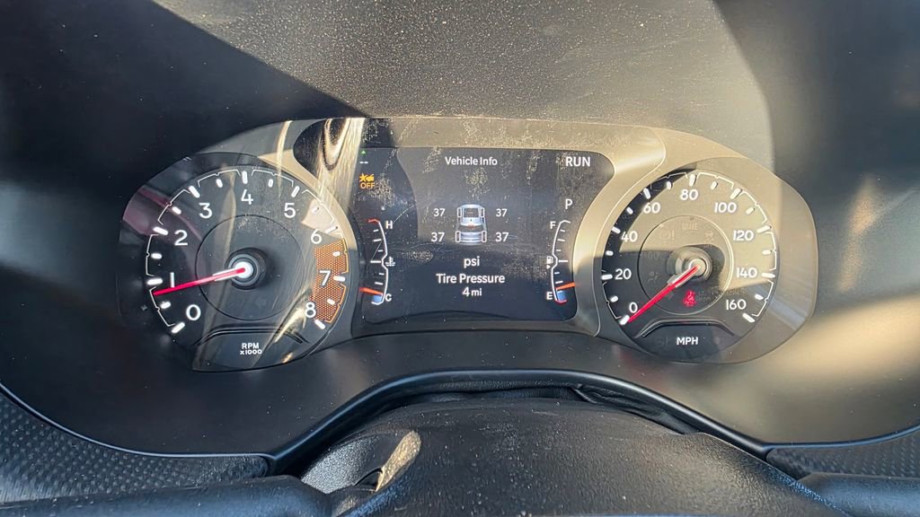 New 2026 Jeep Compass Latitude image 17