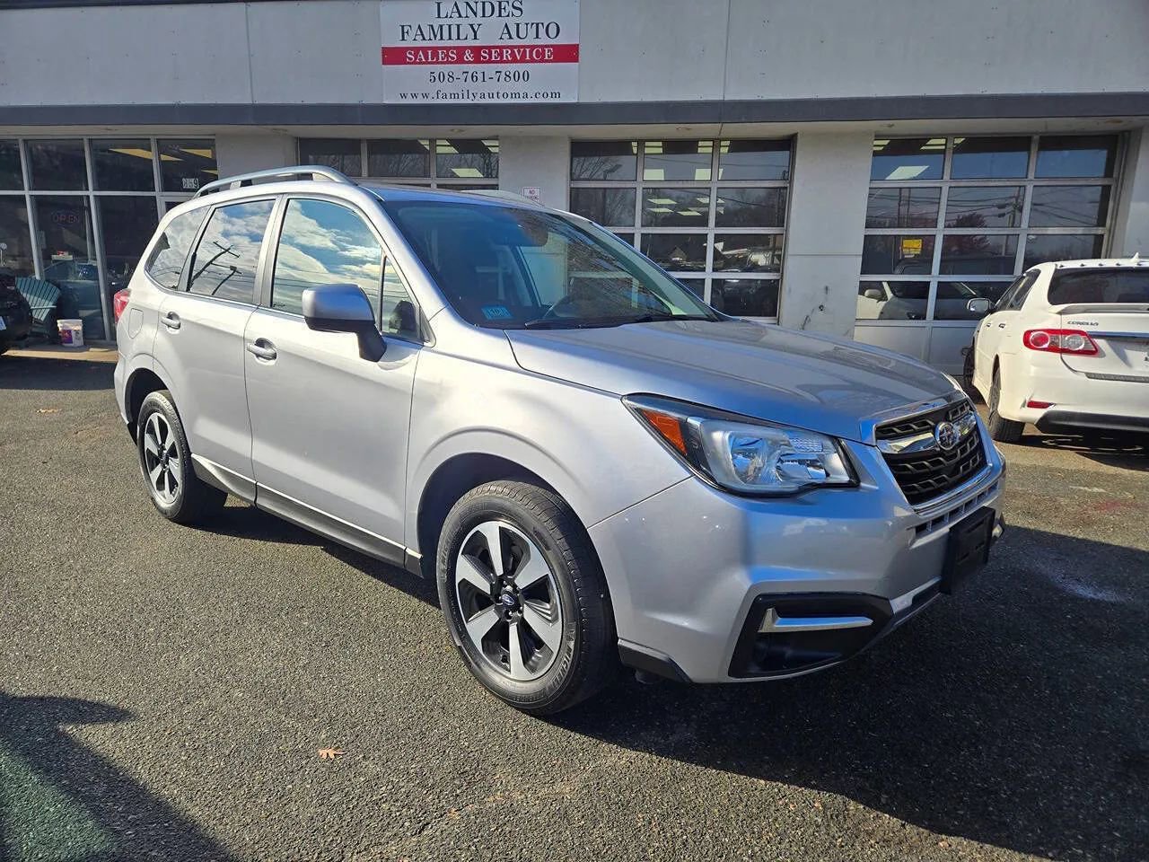 Used 2018 Subaru Forester 2.5i Premium w/ All-Weather Package image 25