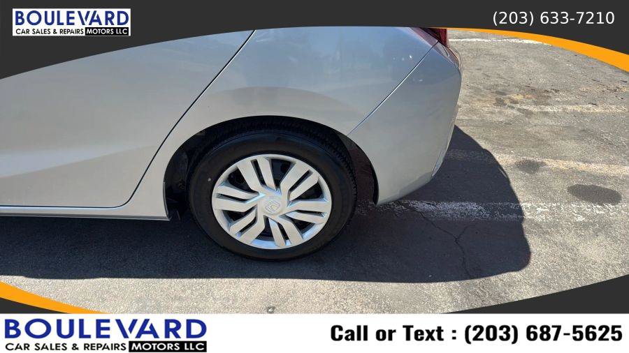 Used 2015 Honda Fit LX image 10