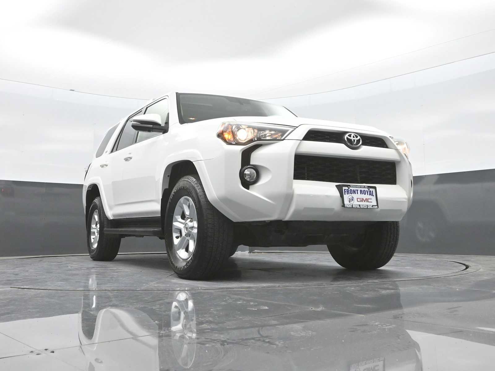 Used 2015 Toyota 4Runner SR5 Premium AWD/4WD image 18