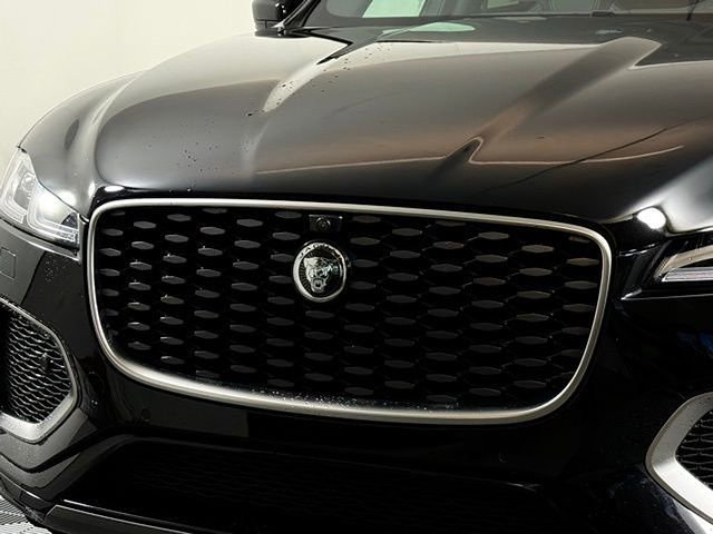 New 2026 Jaguar F-PACE R-Dynamic S image 11