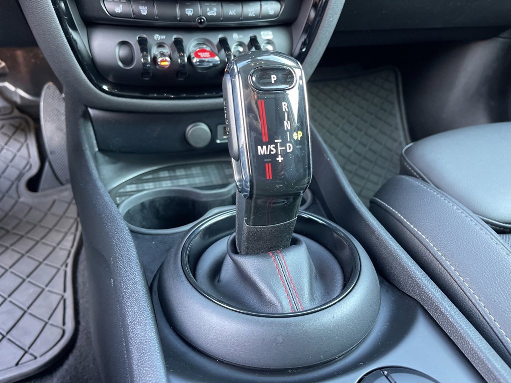 Used 2020 MINI Cooper Clubman S w/ Premium Package image 18