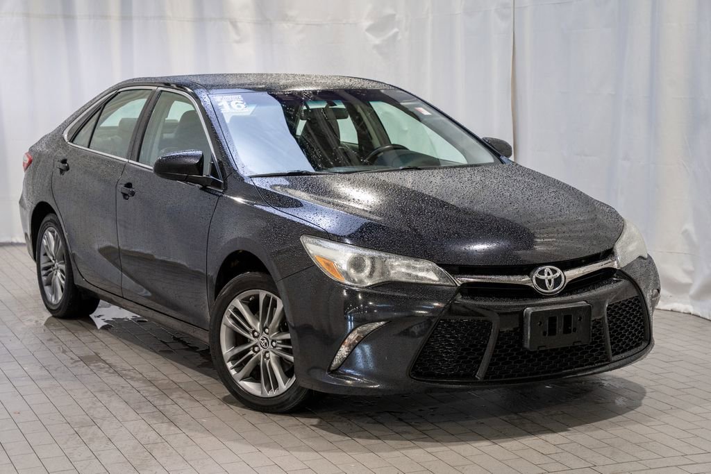 Used 2016 Toyota Camry SE